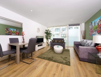 COBALT POINT, South Quay 5