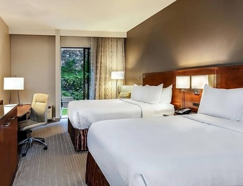 Comfort and Convenience! 3 Convenient Units, Pet-Friendly, Parking, Pools! 2