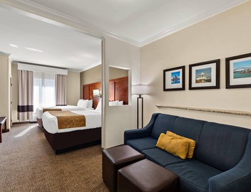 Comfort Suites Corpus Christi Central 2