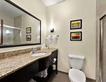 Comfort Suites Corpus Christi Central 4