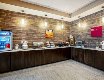 Comfort Suites Fishkill near Interstate 84 2