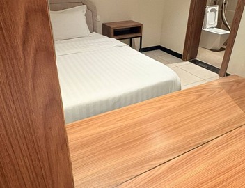 Comfortable hotel in beautiful Jeddah with refreshing AC 3