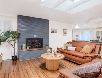 Comfortable & Spacious 4BR Upper Unit 3