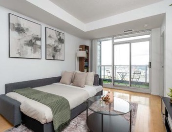 Condo with 2 Beds in Fantastic Location 4