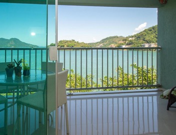 Conforto à beira mar! Apartamento com vista para o mar. 2