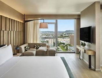 Conrad Los Angeles 3
