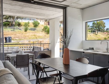 Contemporary 3-Bedroom in Bo-Kaap | Views and Pool 5