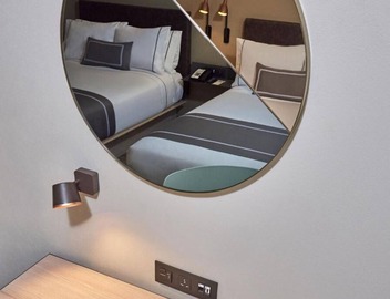 Convenient Stay with Kitchenette, Rooftop Terrace, Outdoor Pool & Breakfast 3