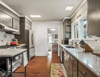 Cook's Kitchen + Firepit + Pickleball Park Nearby + AC + 2 Parking Spots 5