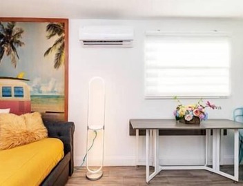 Cool Mini-Studio. 3mi to Airport. 11mi to Beach 5