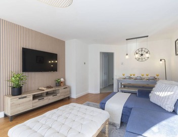 Cosy 2-Bed Apartment in Tivoli 5