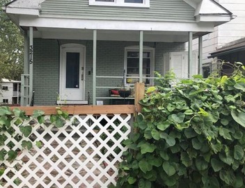 Cottage West A 3 bed 1 bath Bungalow Central Locale Ez Access to Stadium 2