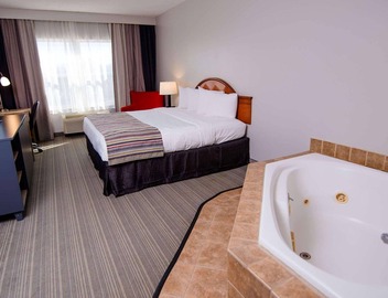 Country Inn & Suites by Radisson, Brockton (Boston), MA 2
