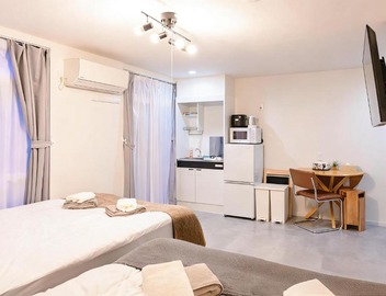 Court Ada -1min to Araiyakushi-mae Station, 9min train to Shinjuku- 新井薬師前駅徒歩50秒 3