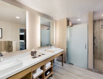 Courtyard by Marriott Los Angeles Monterey Park 3
