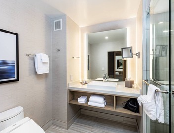 Courtyard by Marriott Los Angeles Monterey Park 5