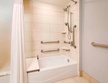 Courtyard by Marriott Amarillo Downtown 5