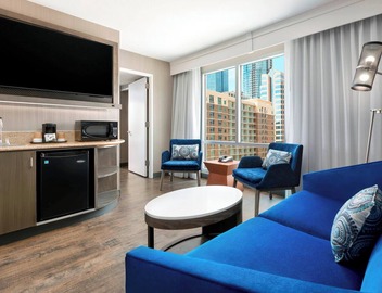 Courtyard by Marriott Austin Downtown/Convention Center 5