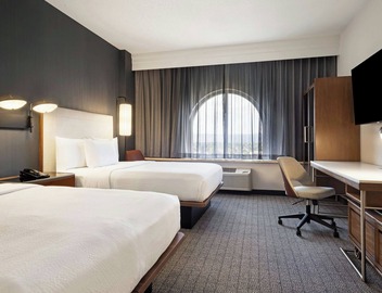 Courtyard by Marriott Baldwin Park 5