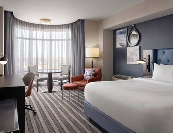 Courtyard by Marriott Boston Brookline 2