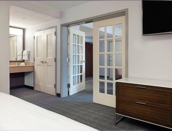Courtyard by Marriott Boston-South Boston 2