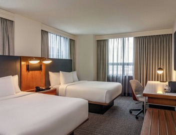 Courtyard by Marriott Boston Downtown 2