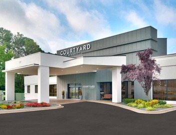 Courtyard by Marriott Charlotte Airport LoSo 2