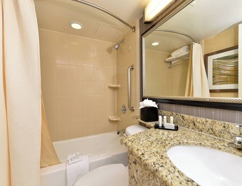 Courtyard by Marriott Denver Cherry Creek 5