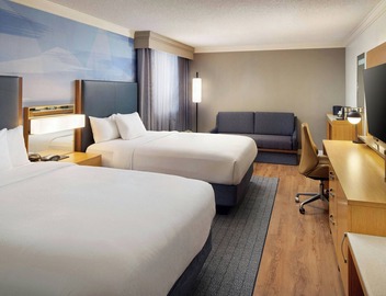 Courtyard by Marriott Long Beach Downtown 5