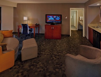 Courtyard by Marriott Providence Warwick 4