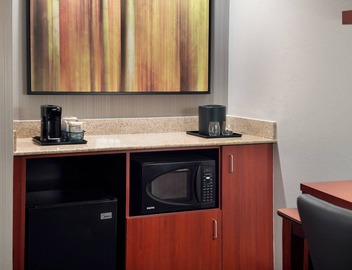Courtyard by Marriott Raleigh/Cary 4