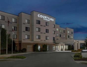 Courtyard by Marriott Salisbury 5