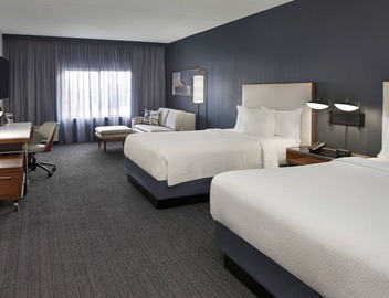 Courtyard by Marriott Toronto Markham 2