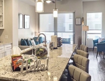 Cozy 1-bedroom condo in marvelous Atlanta with AC and gym access 4