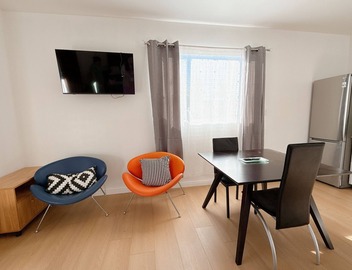Cozy 1-bedroom cottage in a pleasant Duarte neighborhood 2