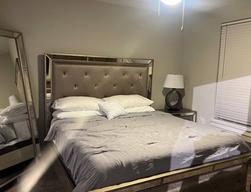 Cozy 1-bedroom Luxury condo in charming Charlotte 5