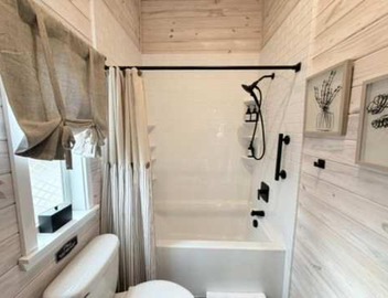 Cozy 1BR Tiny Home with Pool Access and Free Tix 4
