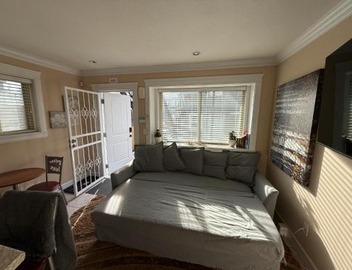 Cozy 2 Bdrm Basement suite in the Heart of Renfrew Heights 2