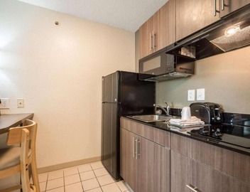 Cozy 2-Bed ADA Room|Nsmk 3