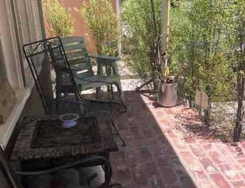 Cozy 2 bedroom on peaceful, tree lined street. Los Angeles, Culver City 5
