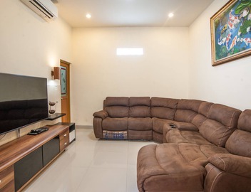 Cozy 3 Bedroom Villa w/Pool in Jimbaran 4