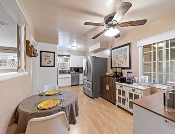Cozy 3b2b Single house with AC in Monrovia w/backyard patio 4