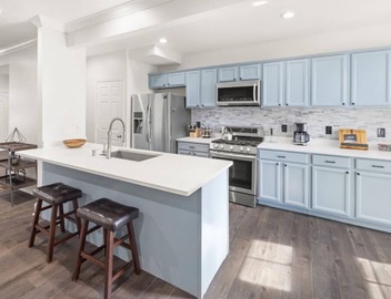 Cozy and furnished 4B4B turnkey rental - Business, Family, and Pet Friendly 3
