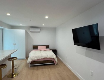 Cozy and Private Studio with Laundry and AC 3