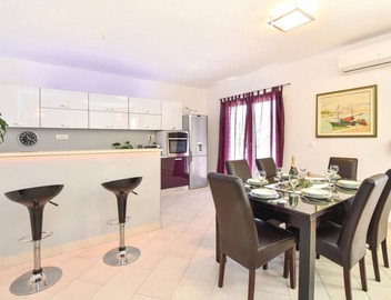 Cozy apartment in Split 3