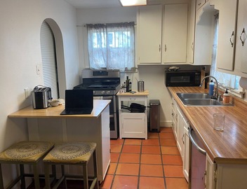 Cozy Boulder Cottage, Centrally located 2