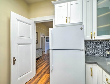Cozy Carpinteria Apartment: Walkable Location 3