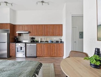 Cozy City Studio Near Budweiser & BMO Stadium 2