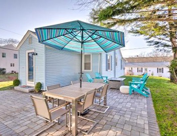 Cozy Coastal Cottage 5 Mi to Narragansett Beach! 2