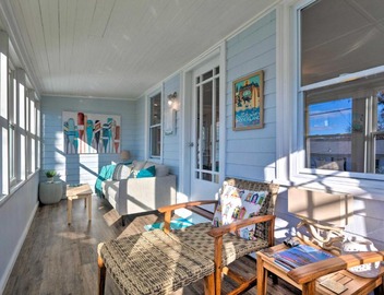 Cozy Coastal Cottage 5 Mi to Narragansett Beach! 3